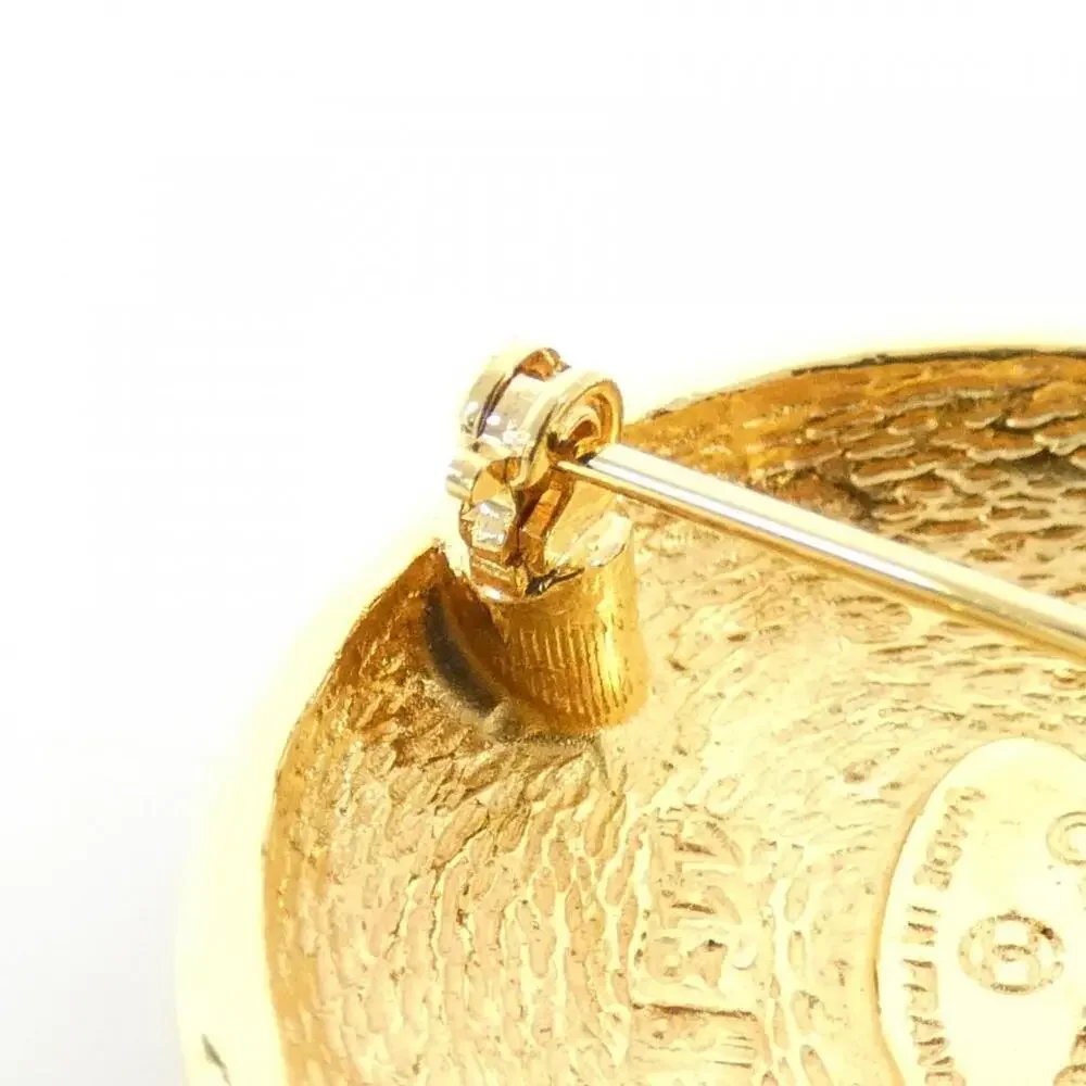 CHANEL Gold Brooch